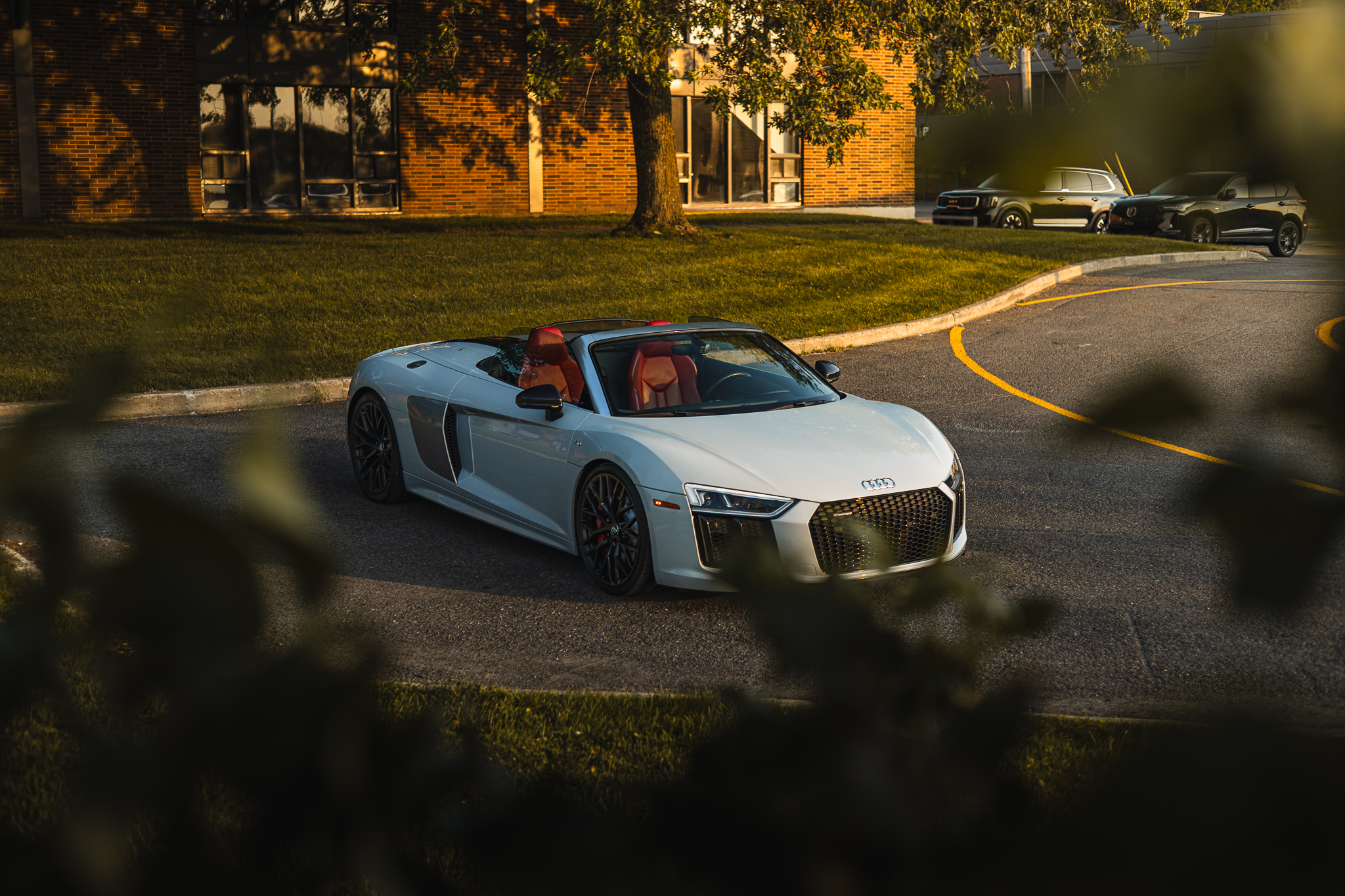 R8 Spyder V10